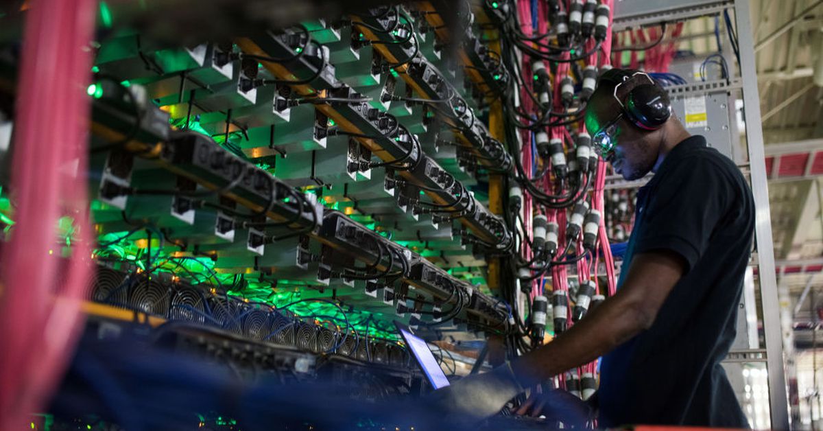 Hive Leads Crypto Mining Stocks Higher as Bitcoin Hits All-Time-High