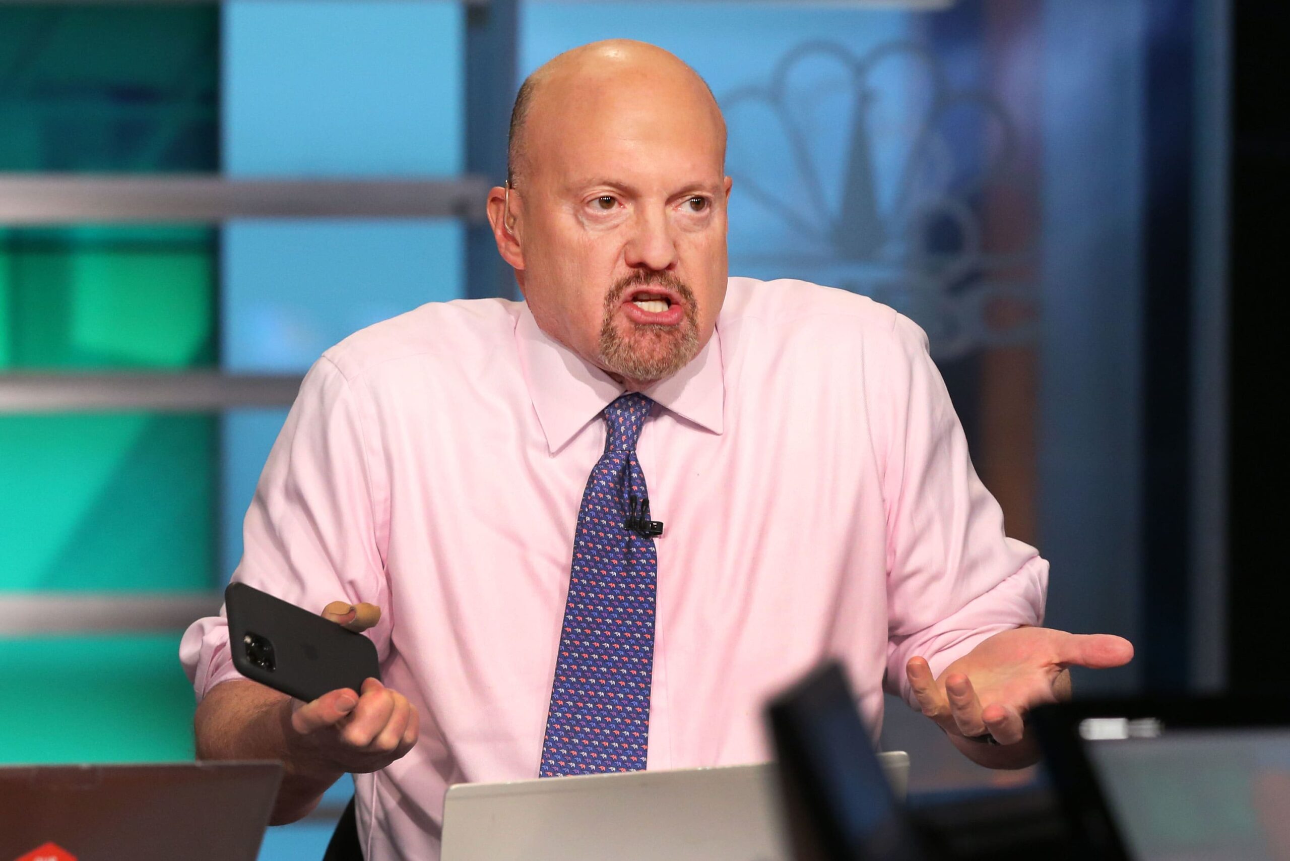 Cramer reluctant to buy market bounce, says ‘silly sellers’ could hit stocks