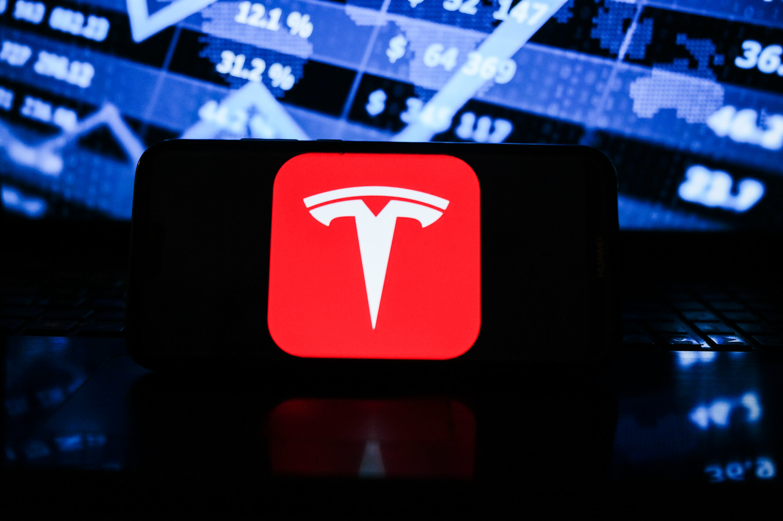 Cramer says Tesla is a phenomenon that seems to ‘go up endlessly on nothing’