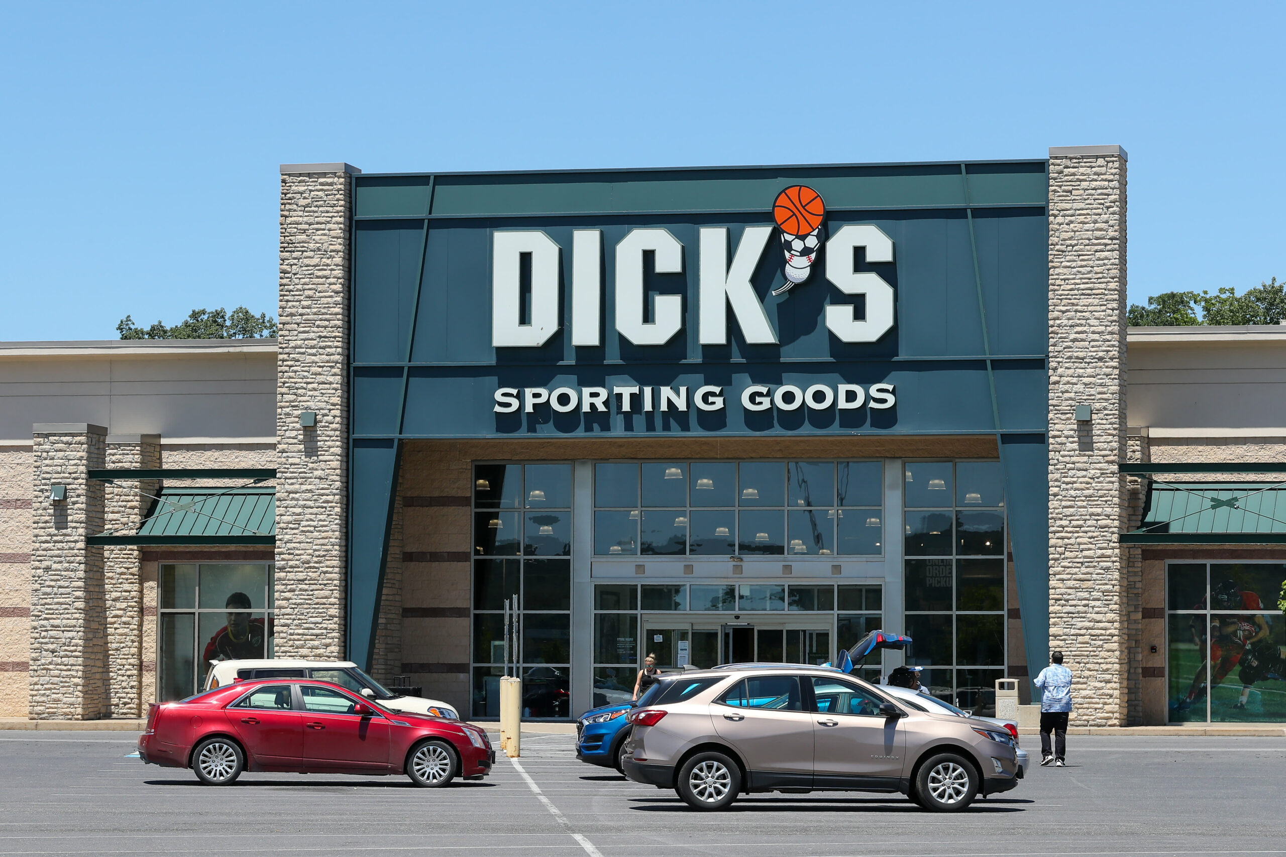Dick’s Sporting Goods (DKS) Q3 2021 earnings