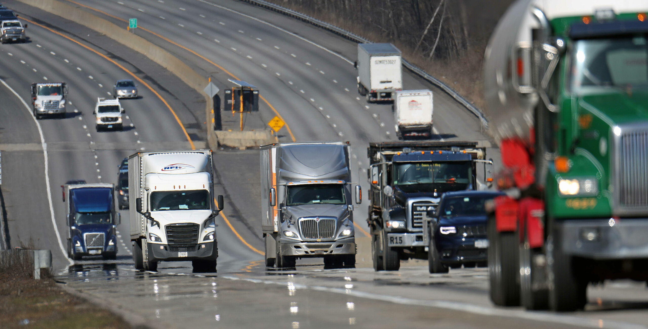 Labor secretary says most truck drivers are exempt
