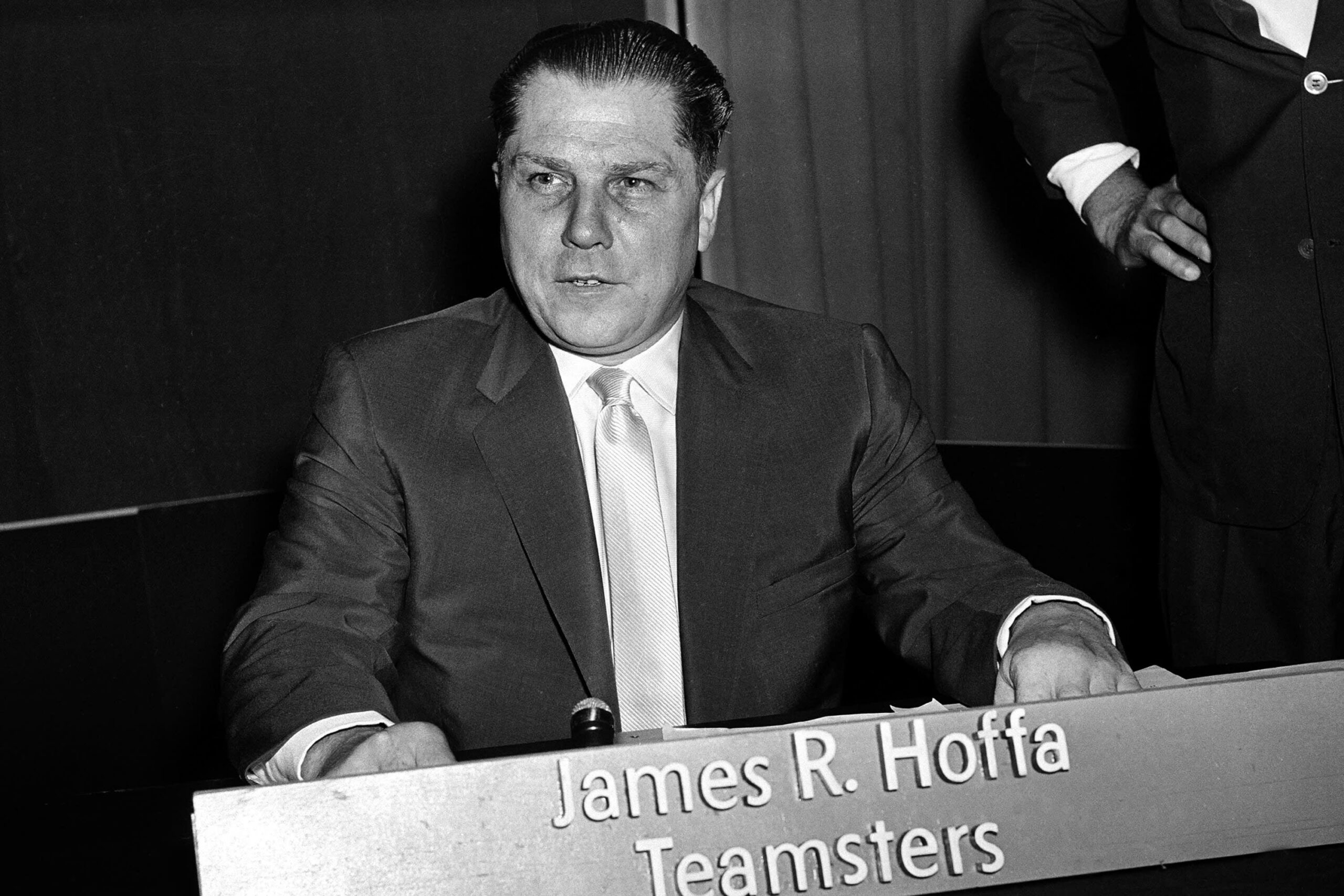 FBI searched New Jersey for Jimmy Hoffa, missing Teamsters leader