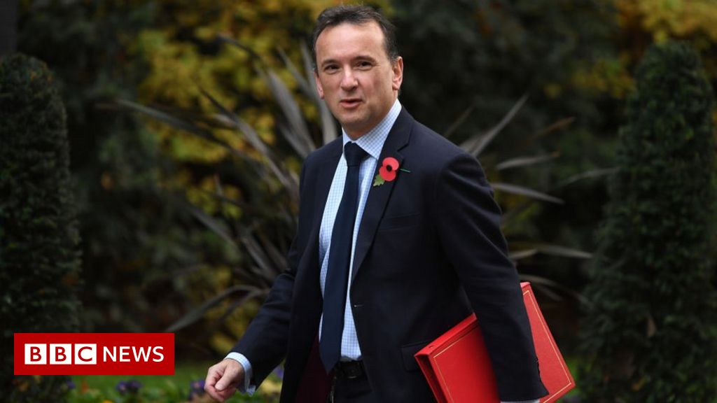 Alun Cairns: Call for probe into contract to firm that hired Tory MP