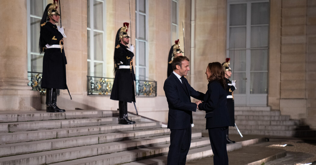 Harris Meets Macron, Signaling a ‘New Era’ After Sub Snub, Both Say