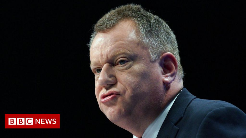 Brexit: Lord Frost considered resigning over backstop