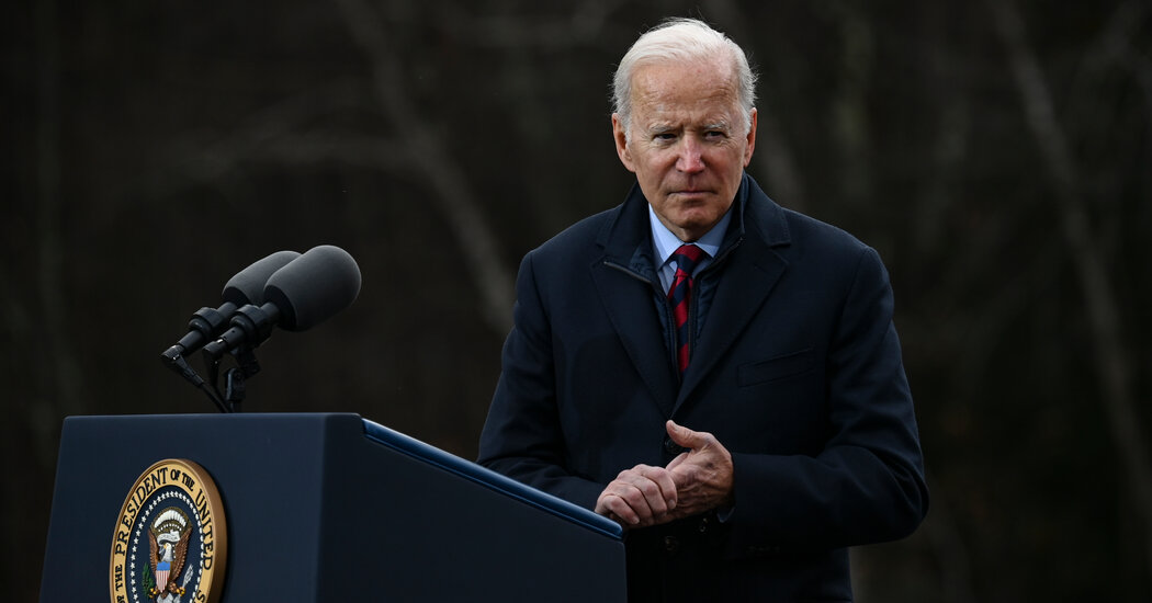 As Gas Prices Surge, Biden Asks F.T.C. to Investigate