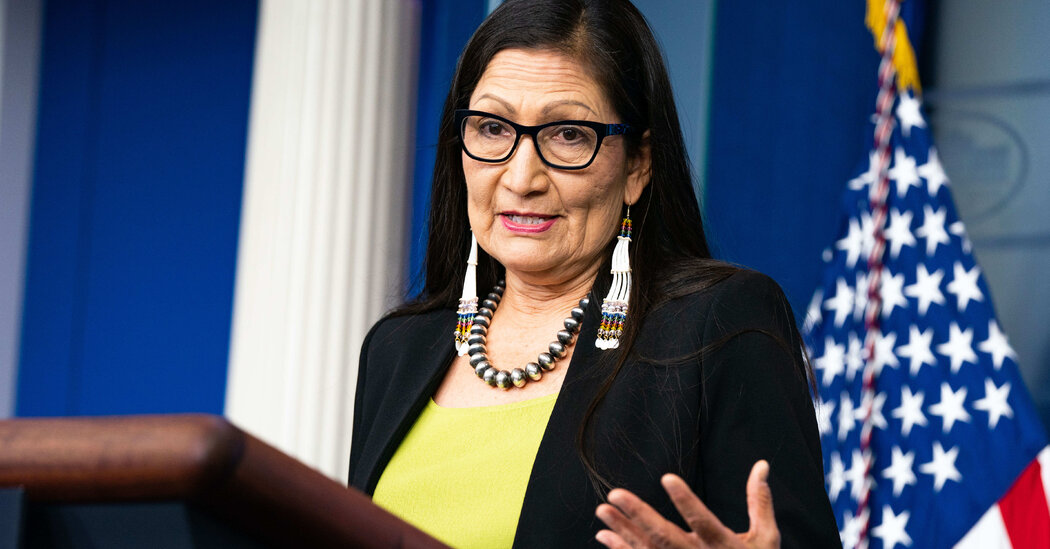 Relocation of Federal Agency Hurt Diversity, Watchdog Finds