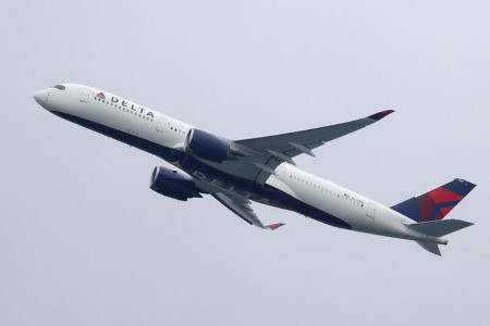 Delta bookings soar in six weeks after U.S. move to open borders