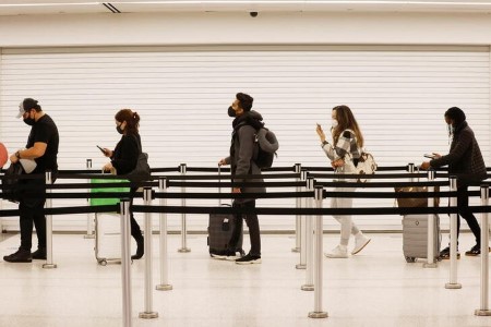 Thanksgiving air travel set to be busiest since pandemic