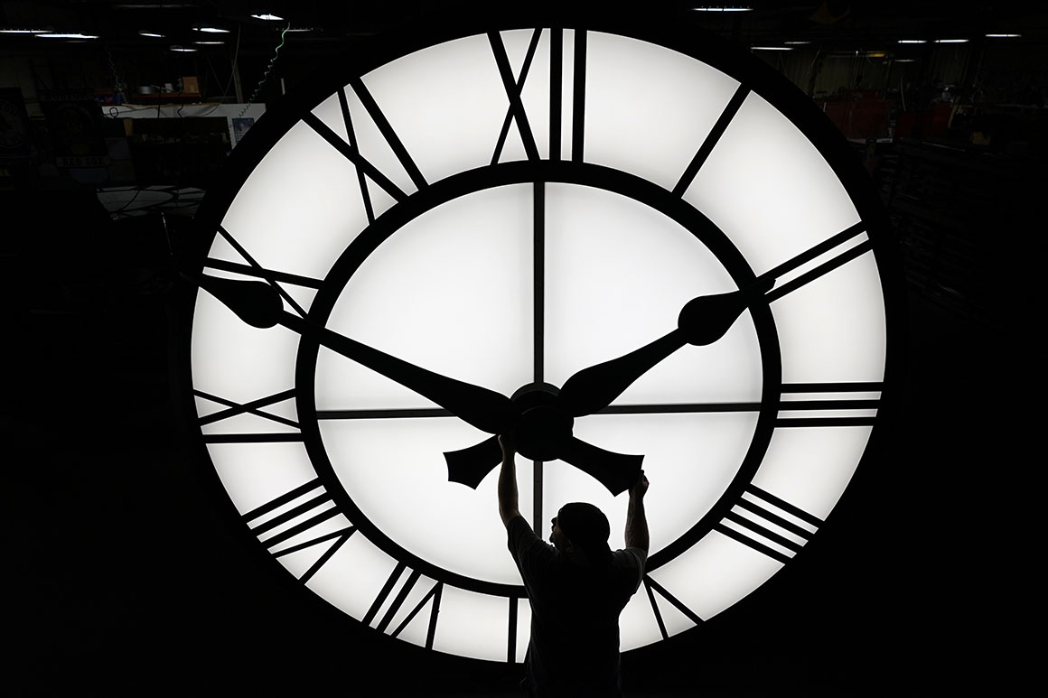 The political war around daylight saving time takes a nasty turn