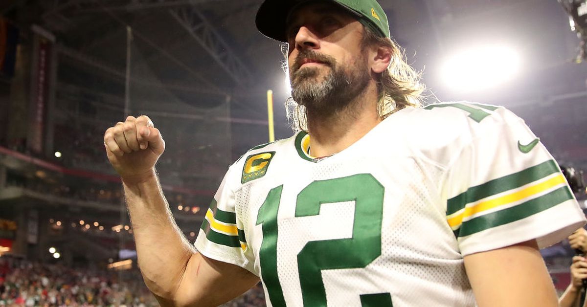 NFL Star Aaron Rodgers Gives Ringing Endorsement of Bitcoin