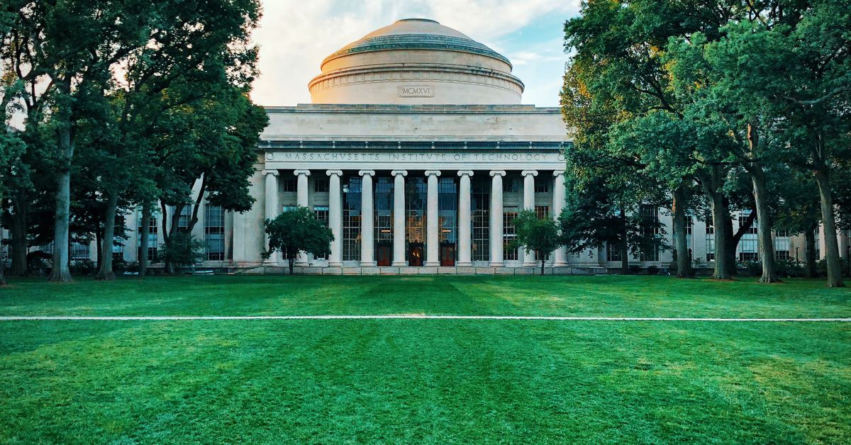 Top Blockchain University: Massachusetts Institute of Technology