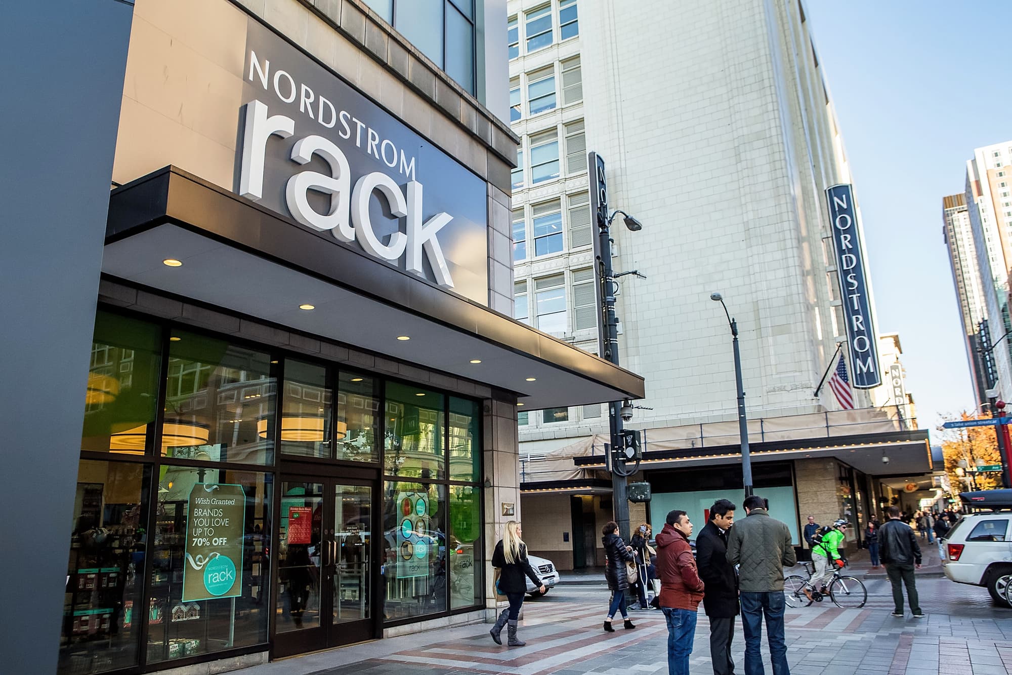 Nordstrom hires AlixPartners to review potential Rack spinoff, report says