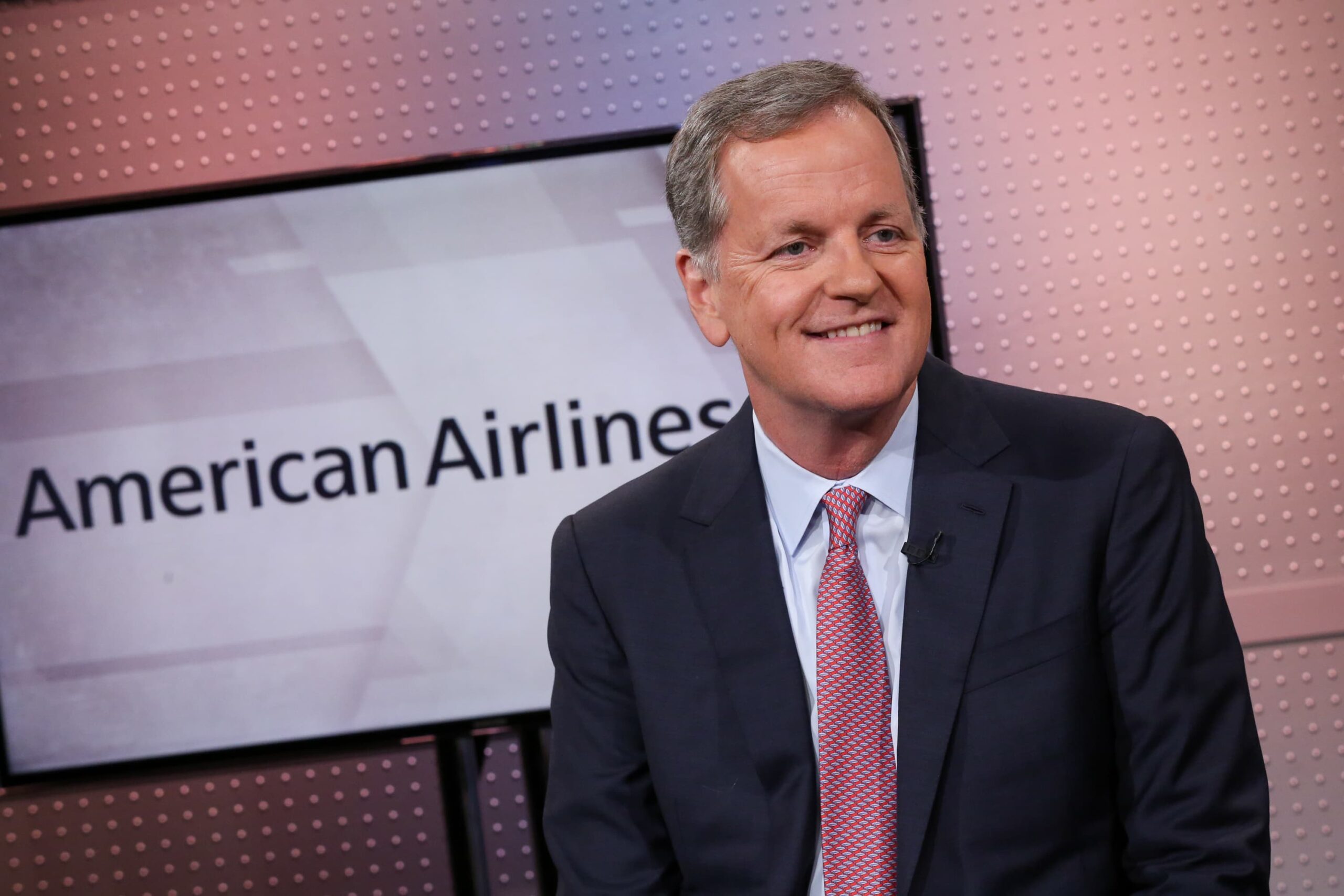 American Airlines CEO Doug Parker to retire, President Isom to take reins March 31