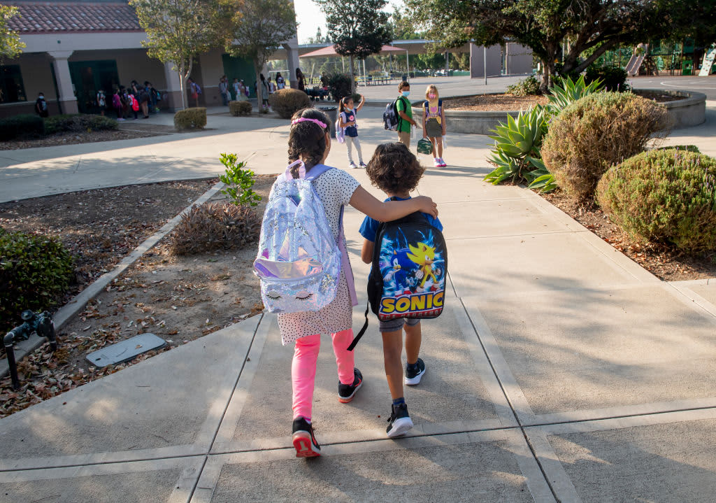Schools struggle as officials push for in-person learning after winter break