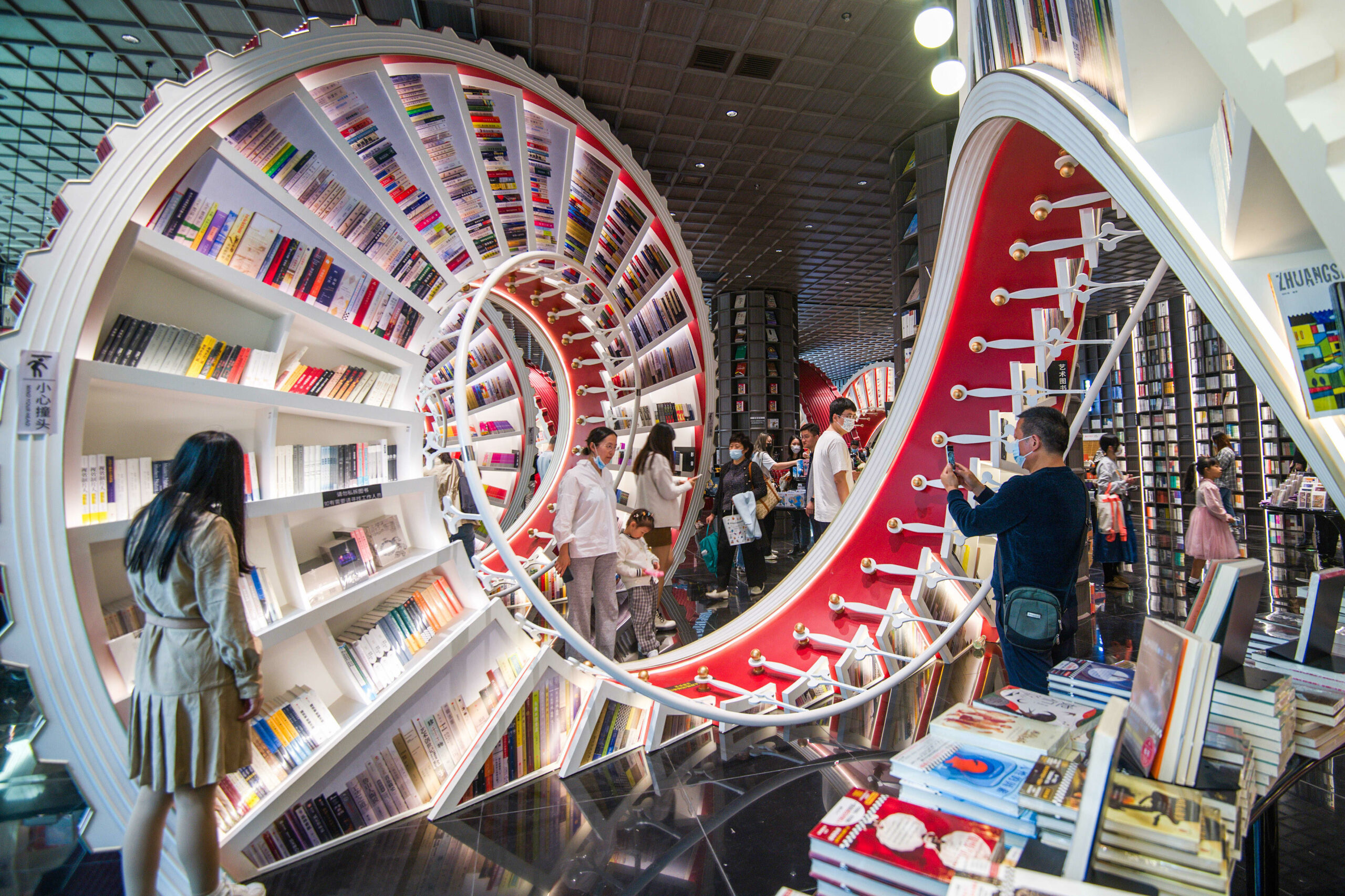China bookstore boom fueled by visual appeal, social media traffic