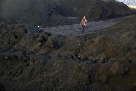 China met coal, coke futures jump as Omicron disrupts imports