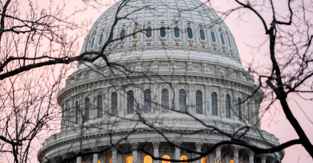 Lawmakers Strike Spending Deal but Government Shutdown Still Looms