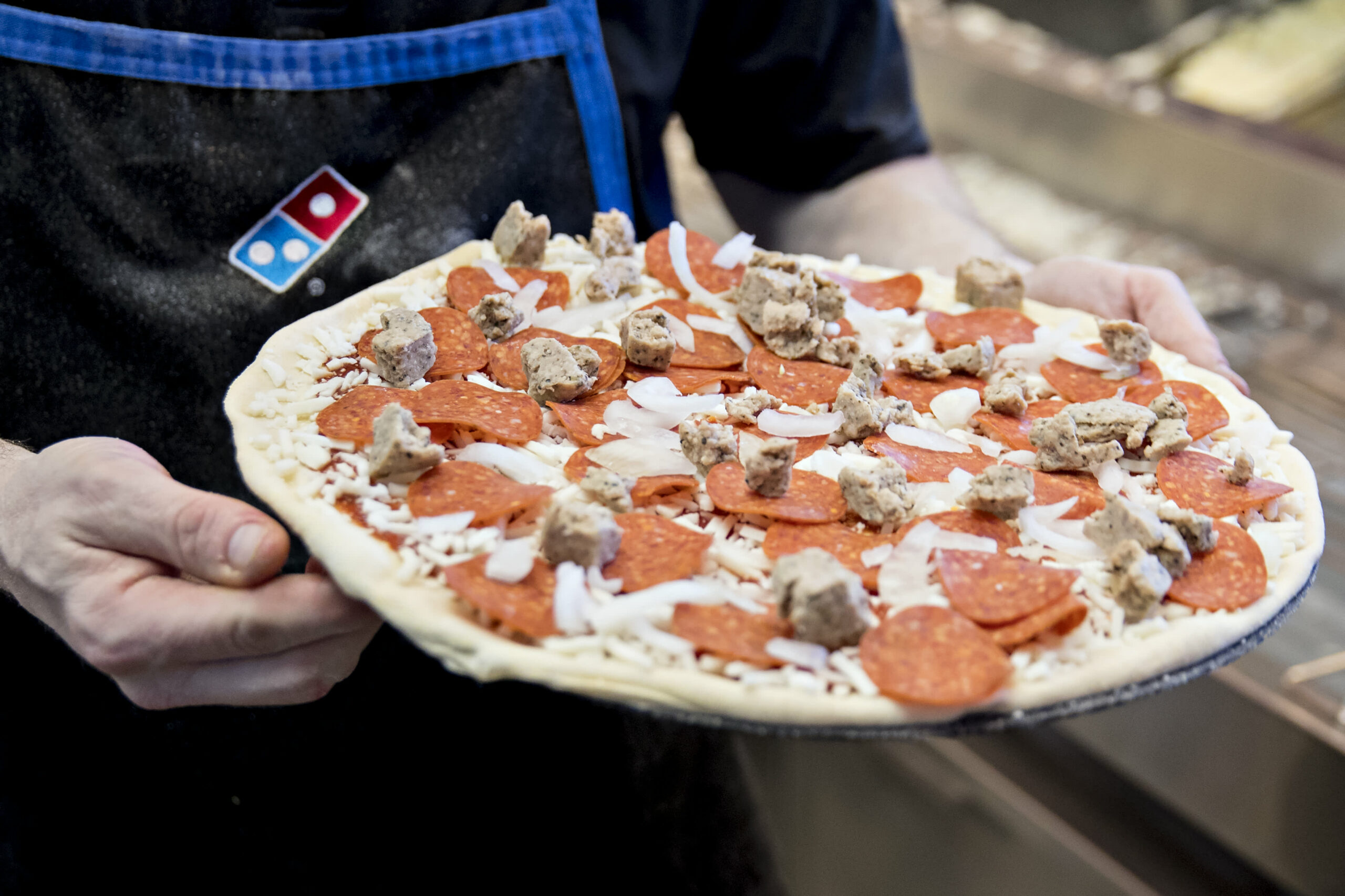 Domino’s Pizza sees soaring food costs in 2022, backs long-term outlook