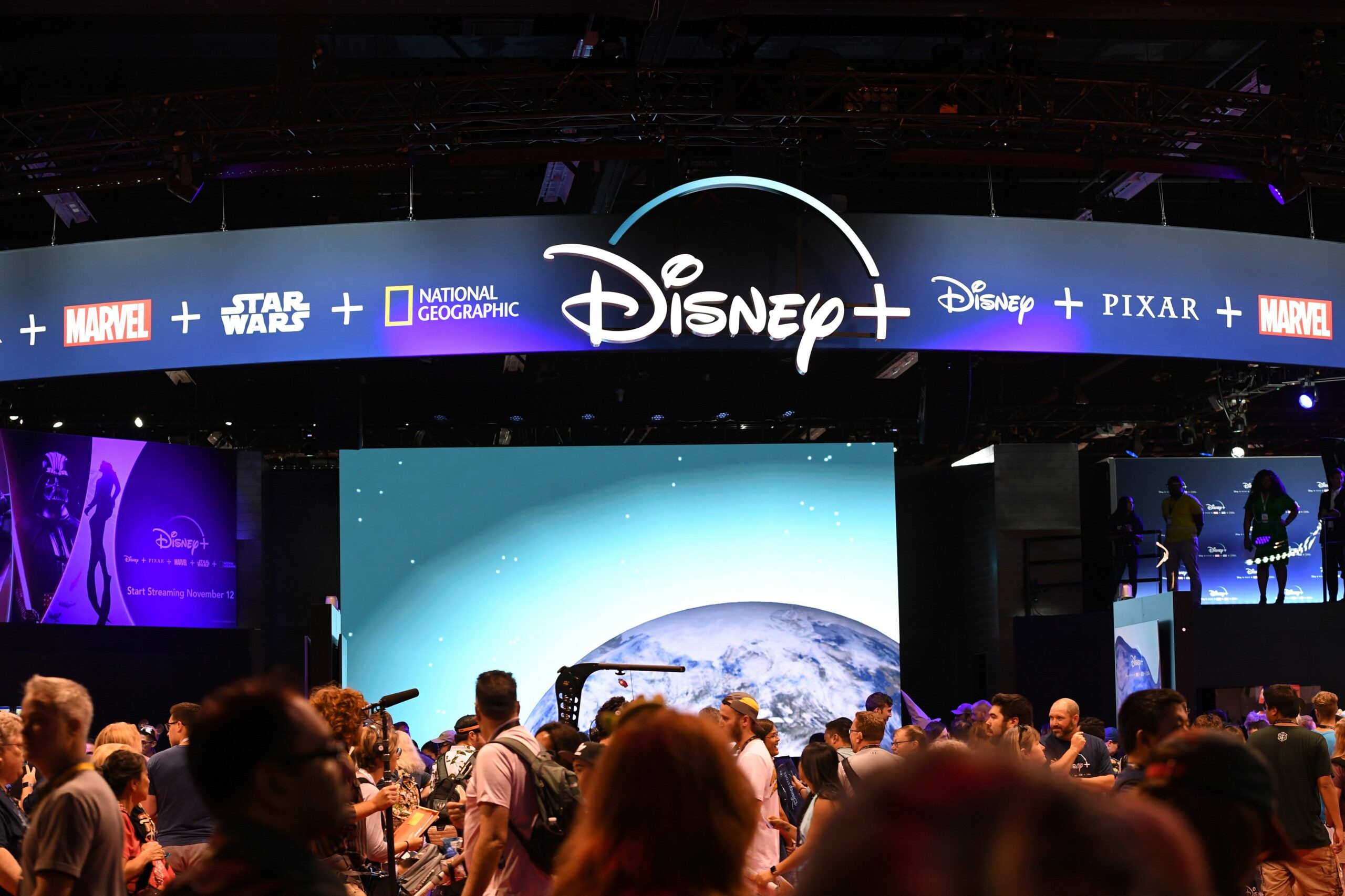 Jim Cramer says he’d buy Disney after shares slid on Netflix news