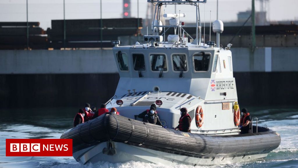 Channel migrants: MPs criticise use of navy to tackle English Channel crossings
