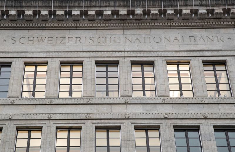 Swiss National Bank takes gas off forex purchases during Q3 – WSAU News