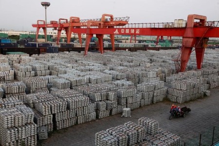 METALS-Shanghai aluminium scales over 2-month peak on supply worries