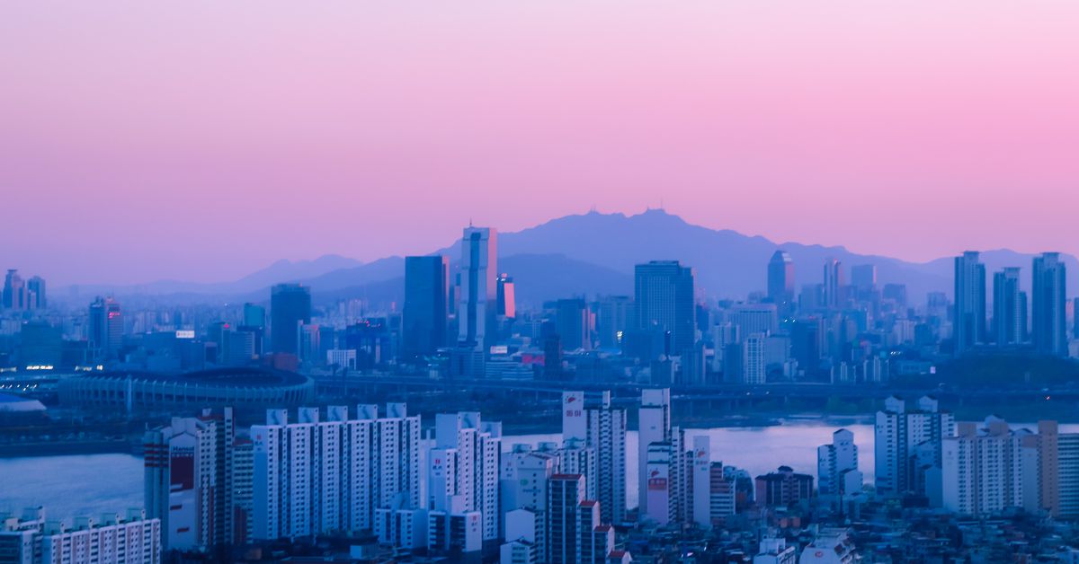 Crypto.com Receives South Korean Regulatory Licenses After Buying Local Firms