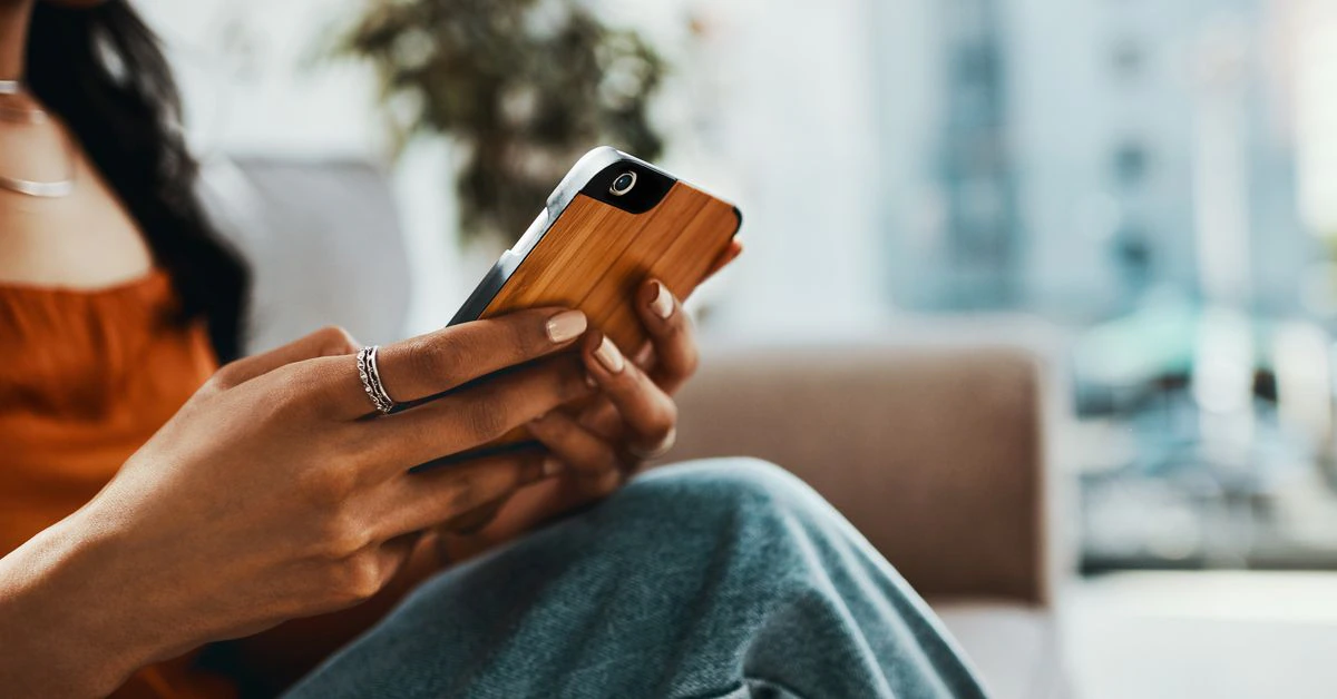 What Is a Dapp? Decentralized Apps Explained