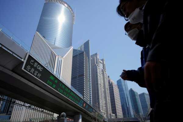 US stocks bounce, investors digest news of 2022 rate hikes