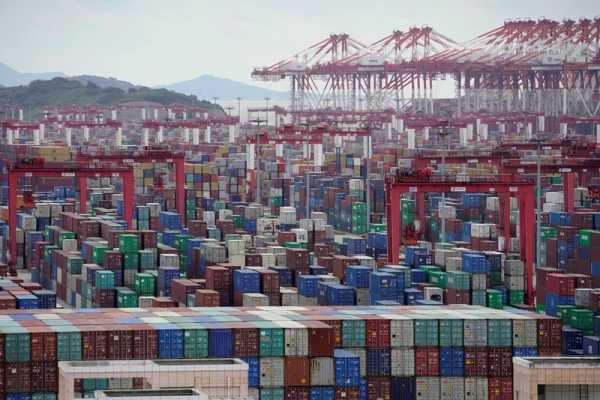 China’s exports and imports grow more slowly in December
