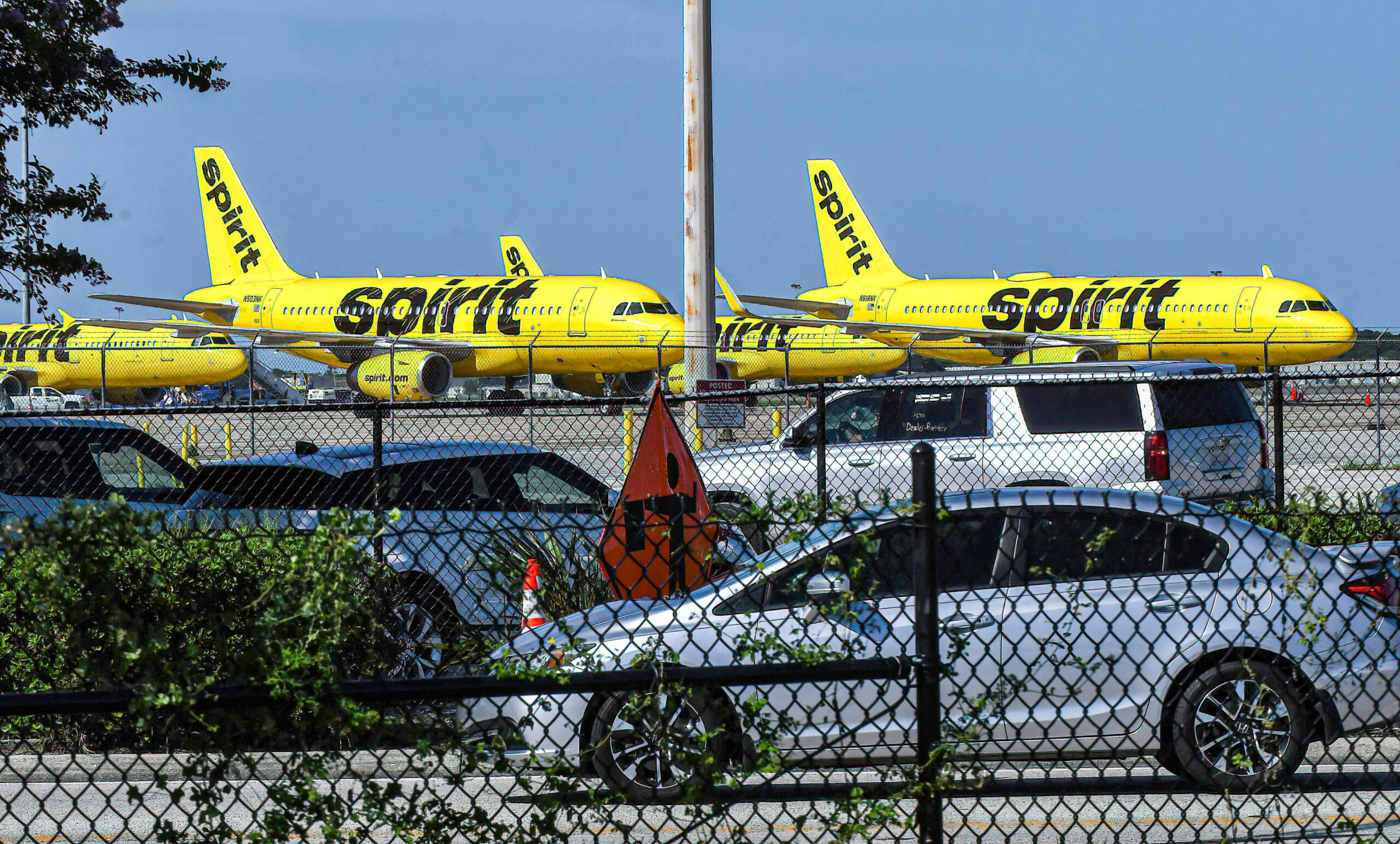 Frontier and Spirit to merge, creating fifth-largest airline in U.S. in $6.6 billion deal