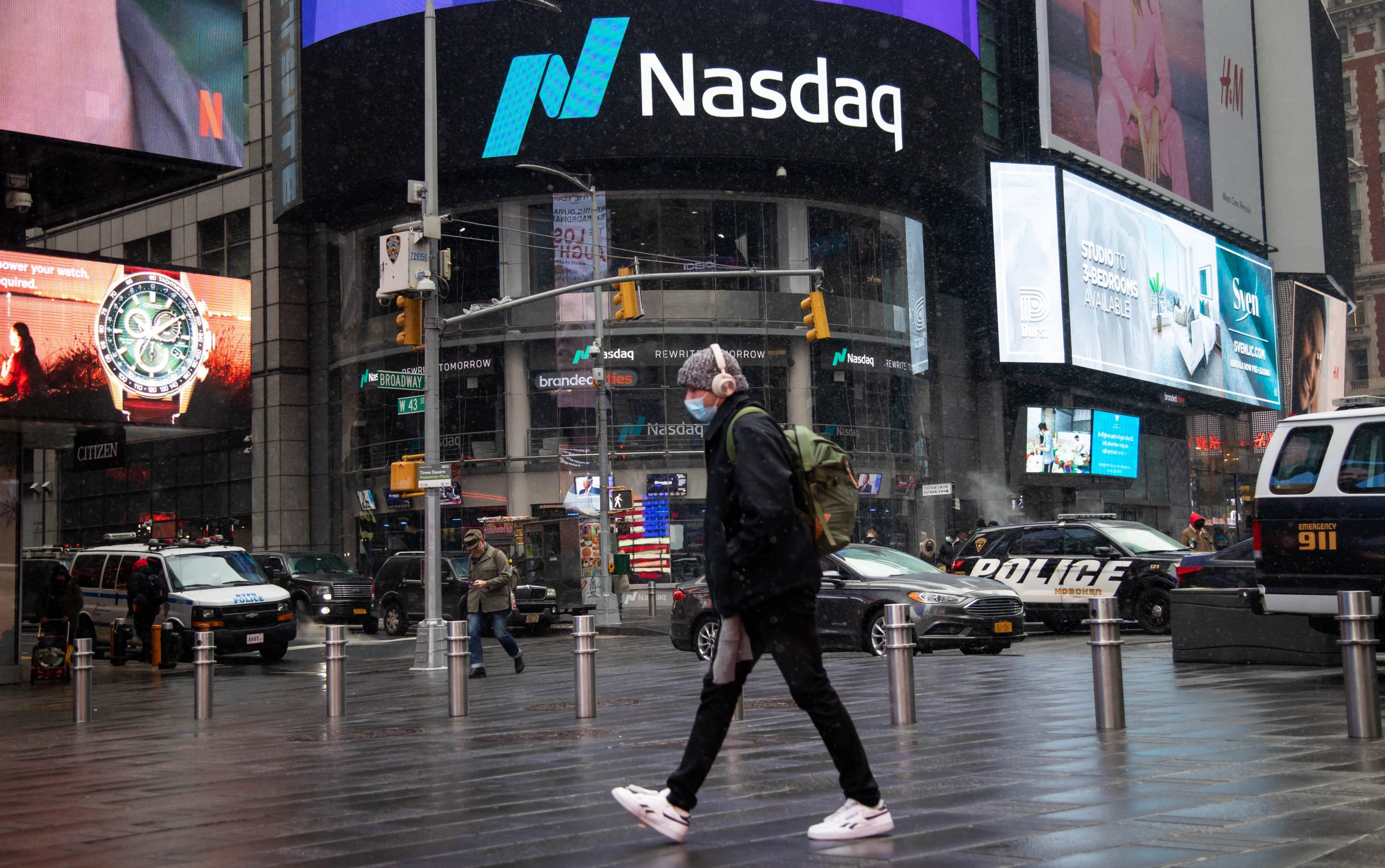 5 things to know before the stock market opens Friday, February 25 5 things to know before the stock market opens Friday, February 25