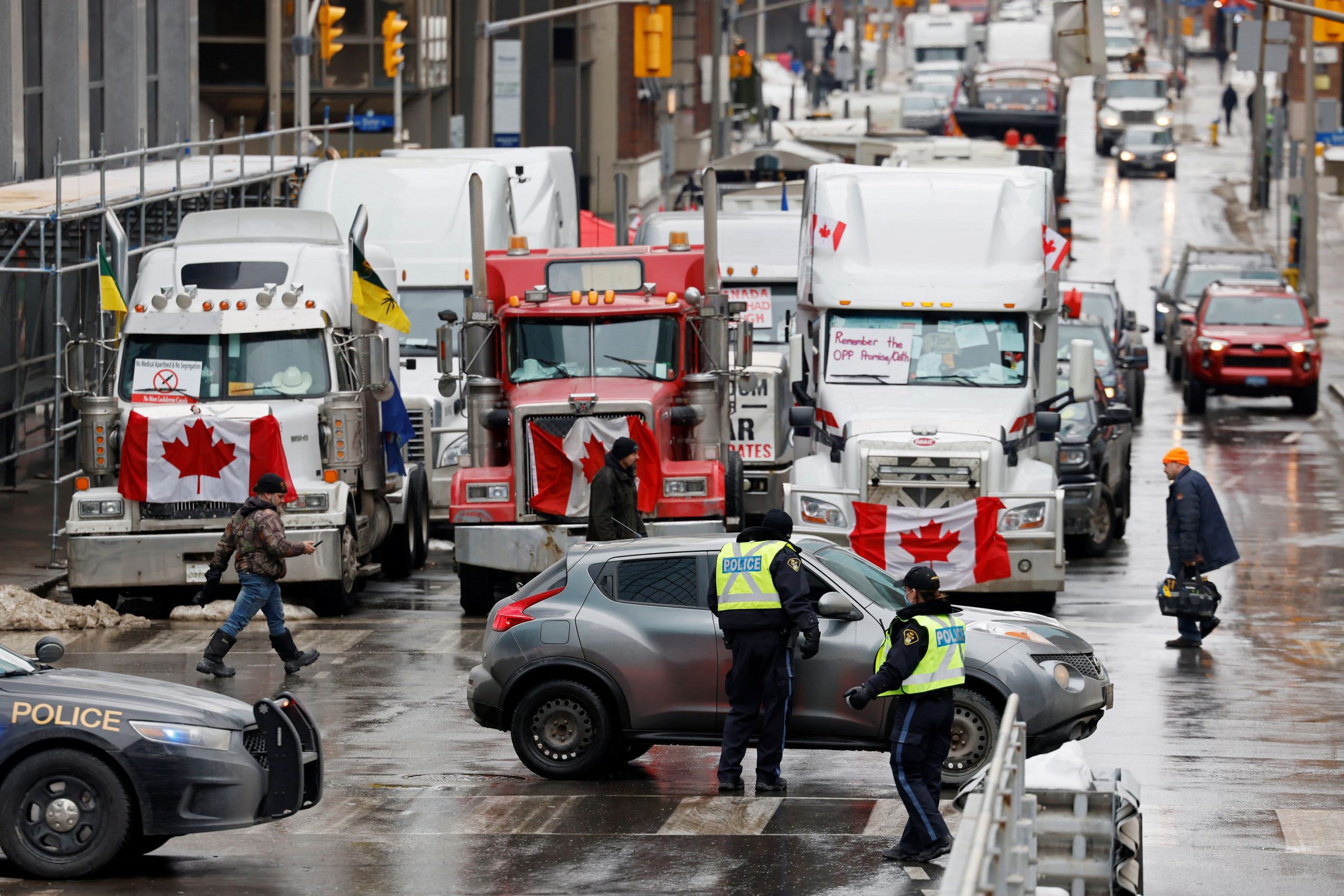 Judge grants injunction to end Canadian bridge blockade, remove protesters
