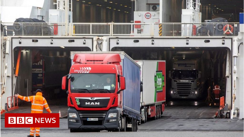Risk of further Brexit disruption to trade, say MPs