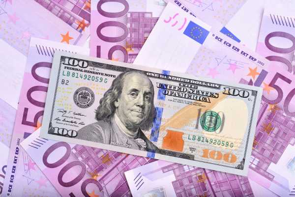 Economic Forecasts and Economic Data Put the EUR and Dollar in the Spotlight