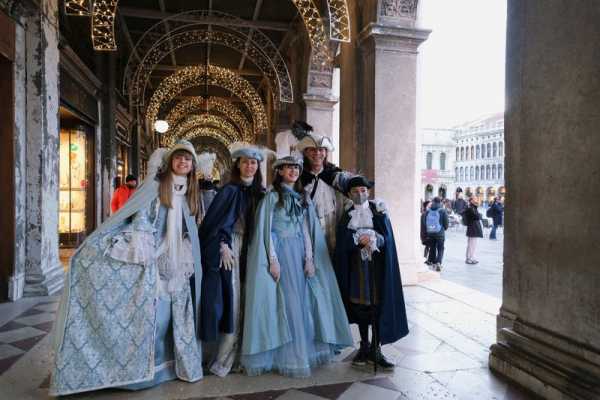 Venice’s ‘Carnival of hope’ kicks off as COVID worries ease
