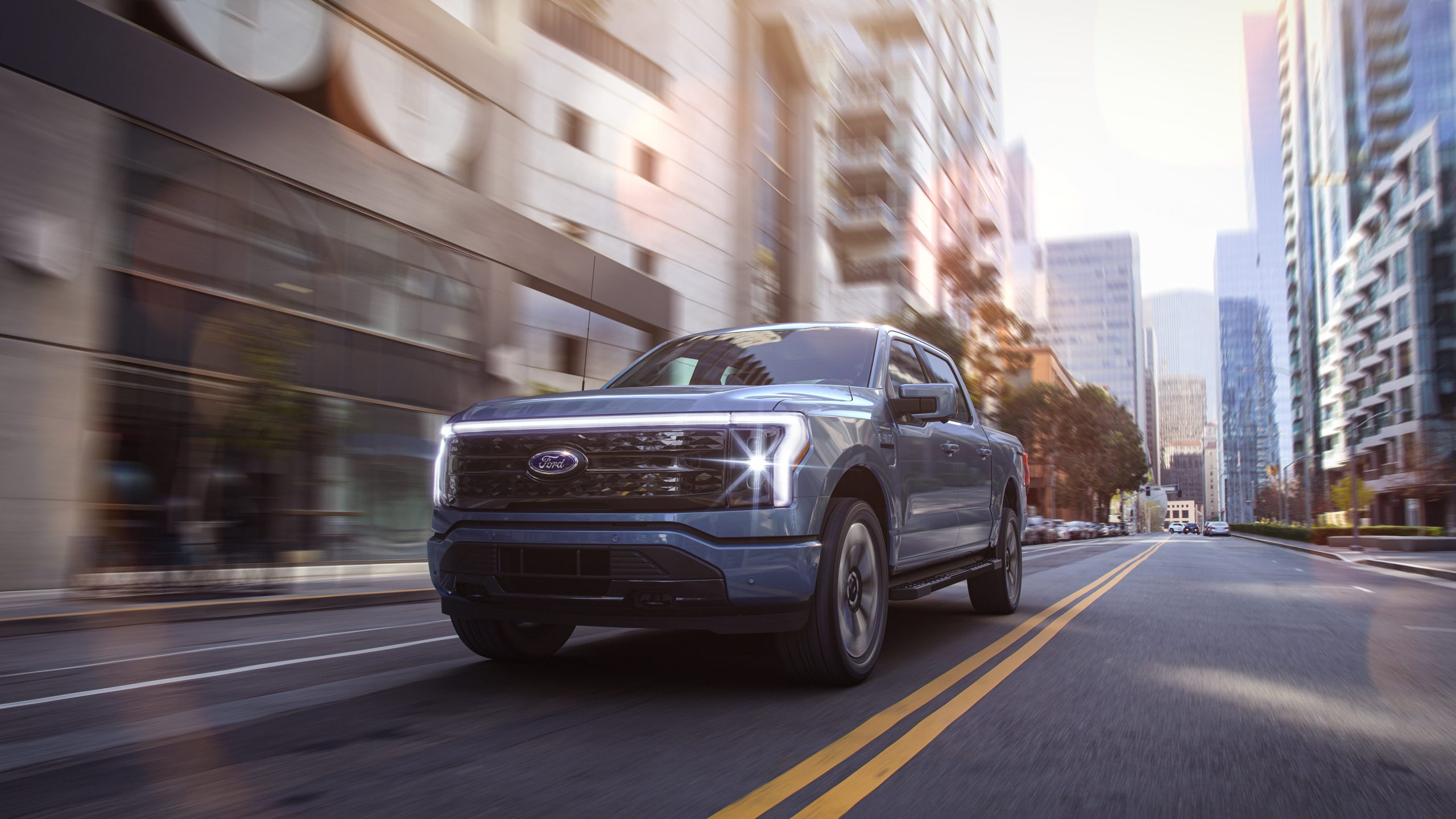 Ford and PG&E partner on electric F-150 powering homes, grid