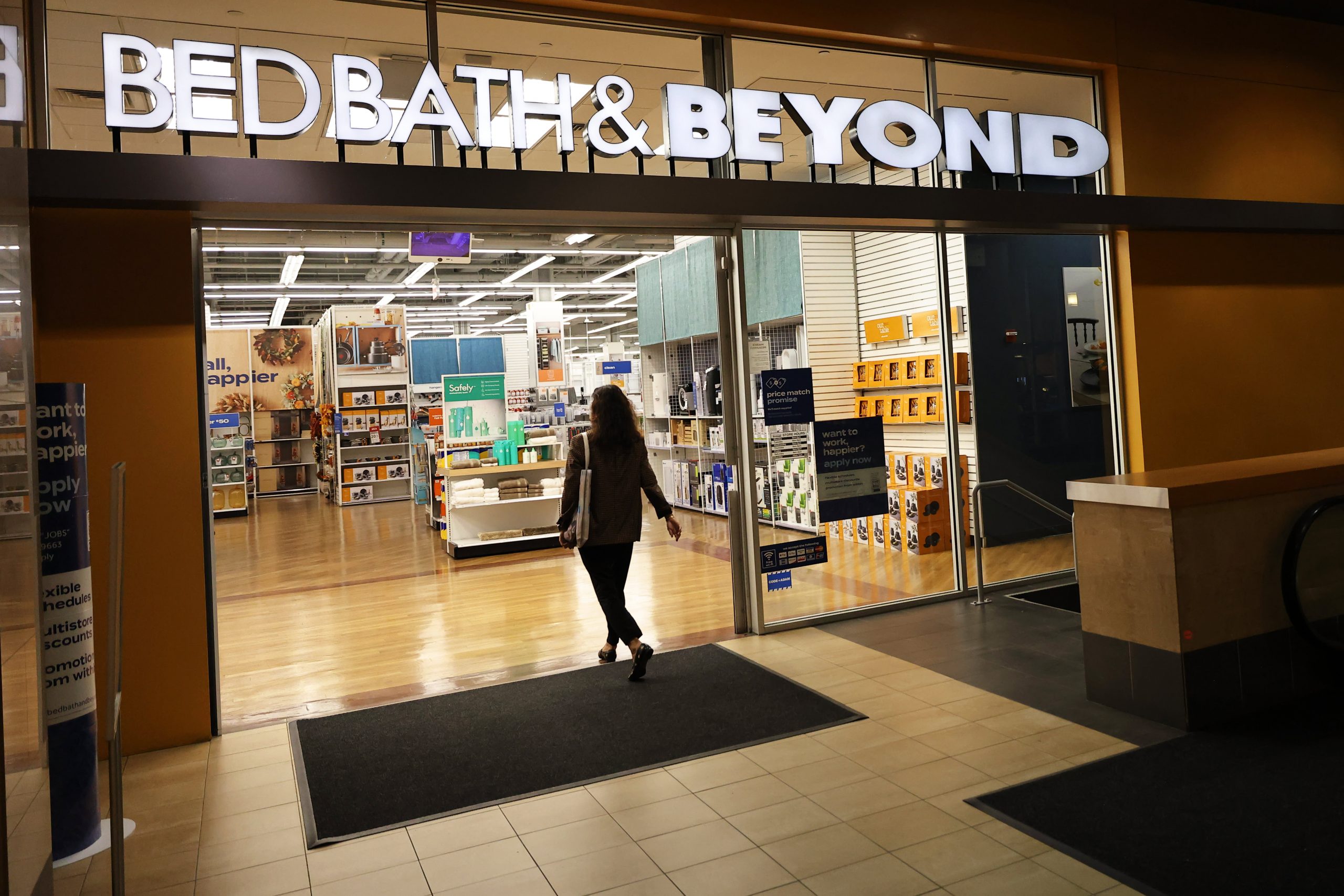 Bed Bath & Beyond, United, PVH and more