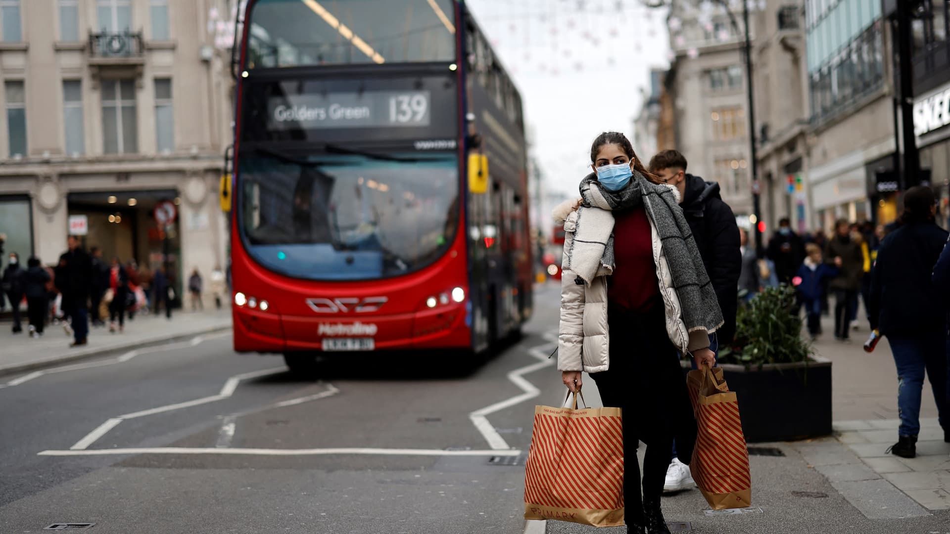 UK Covid cases are back on the rise as travel restrictions dropped