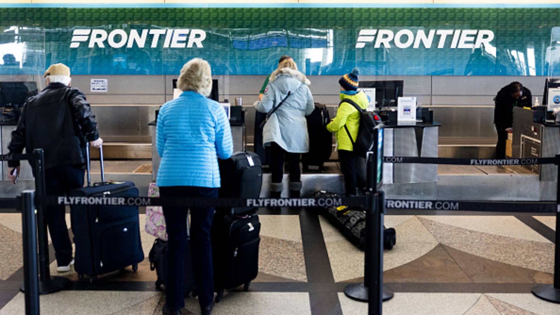 Discount airfares rising thanks to higher fuel costs, demand, Frontier CEO says