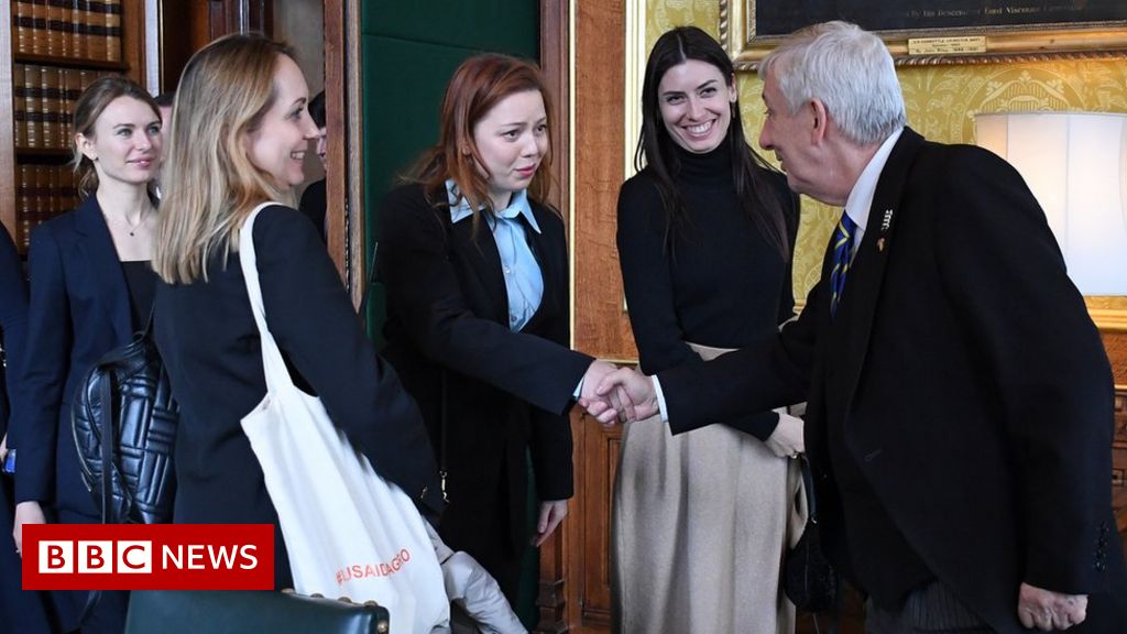 Ukraine war: Sir Lindsay Hoyle promises to raise plight of women MPs