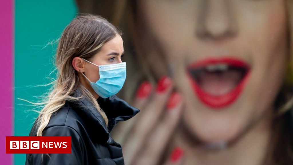 Covid: Wales' mask law to end in shops, but not NHS