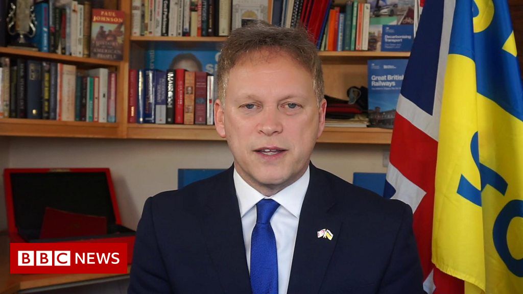 P&O boss ‘needs to step down’ – Grant Shapps