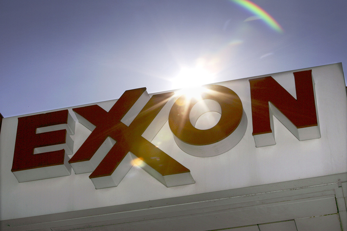 Exxon to leave Russian energy project, halt new investments in the country