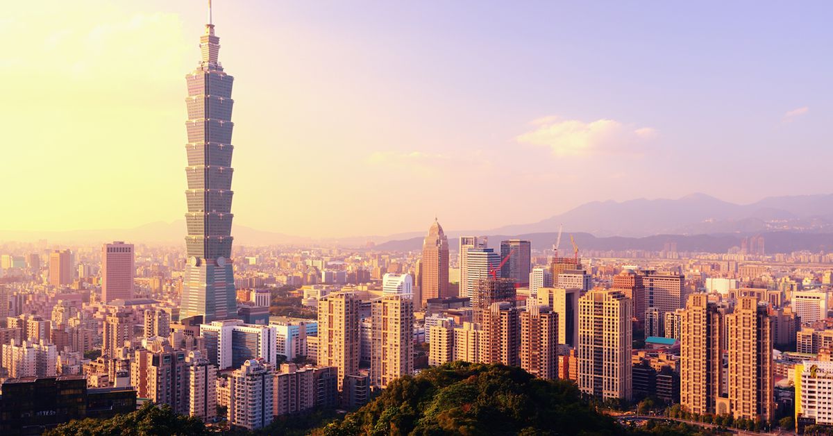 Taiwan’s Surprising Interest Rate Hike; Altcoins Outdo Bitcoin
