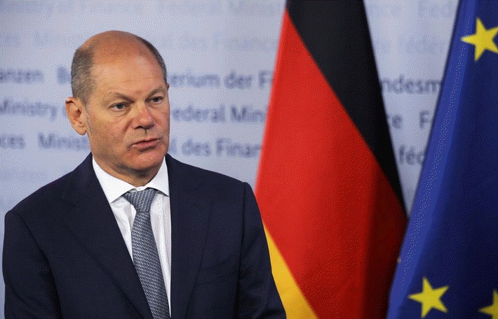 German Chancellor Scholz comments on energy independence, defence (missile shield)