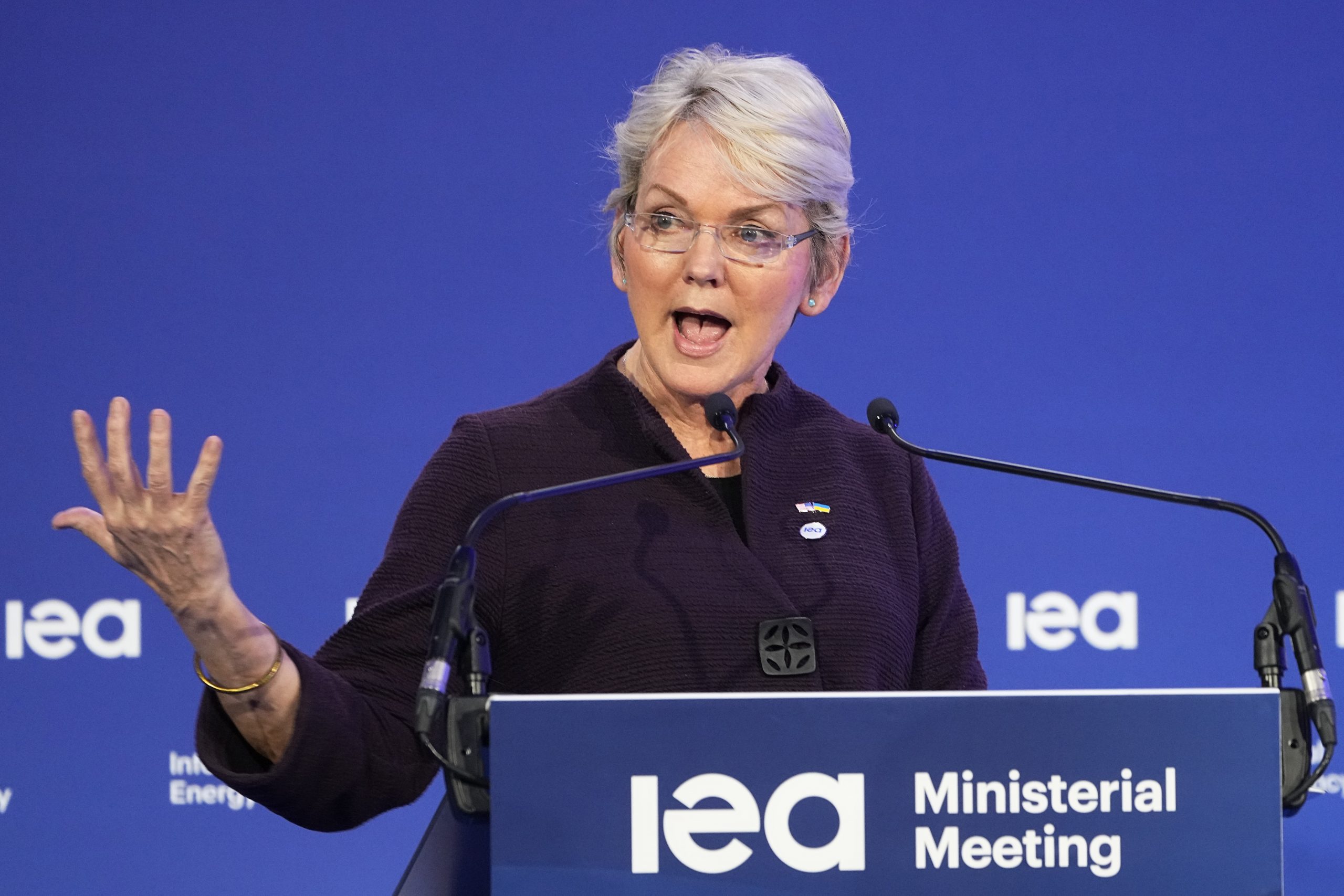 Granholm: Fighting energy supply disruptions and climate change is ‘not a binary choice’
