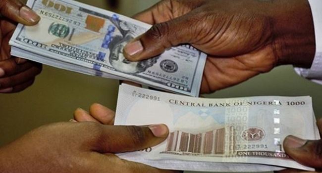 CBN official naira rate stays at N416/$, but declining FX reserves is bad news