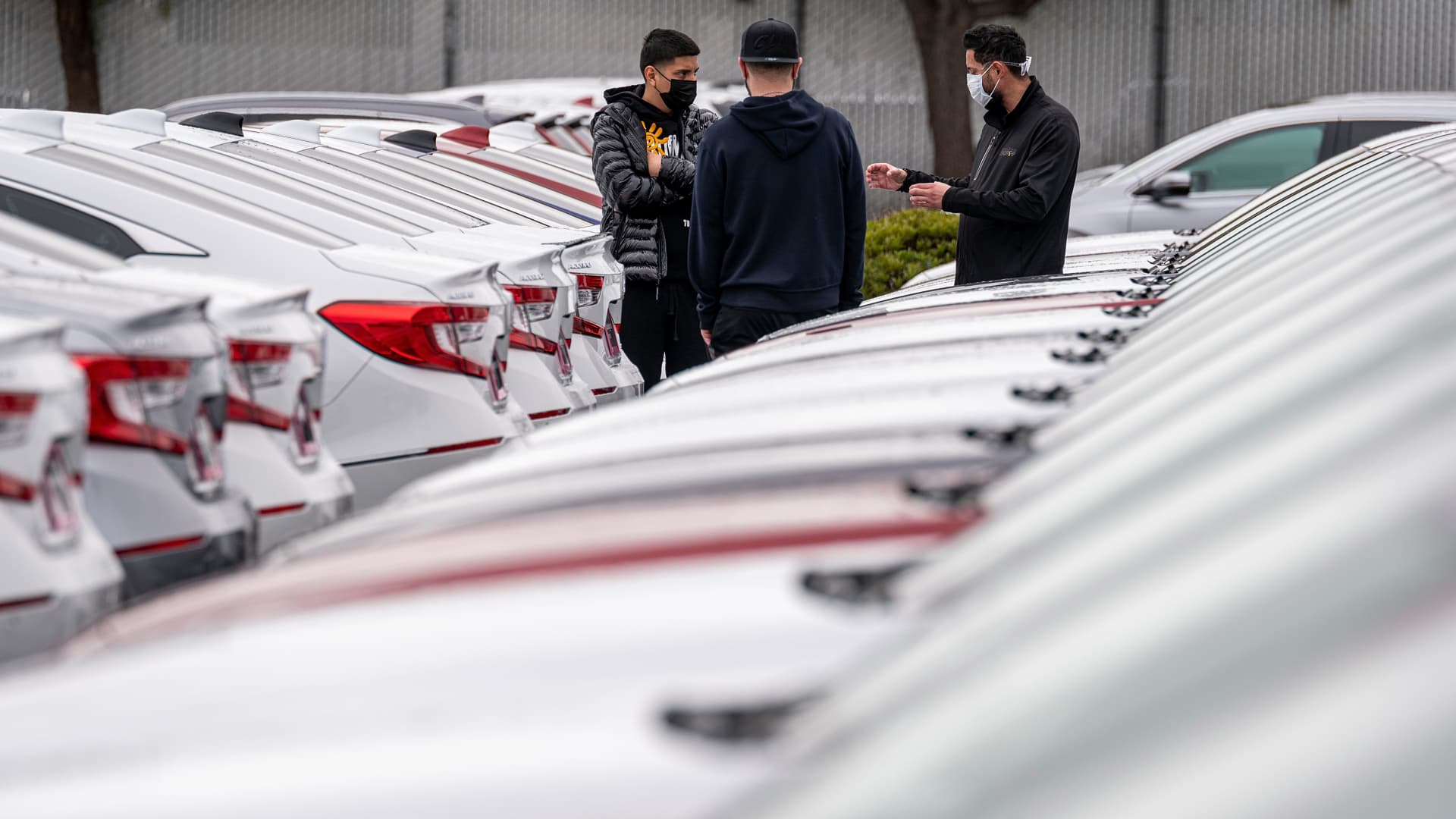 Demand drops for used cars but high prices aren’t budging